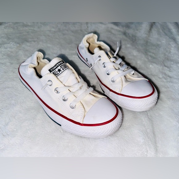 Woman’s Converse - Picture 9 of 10